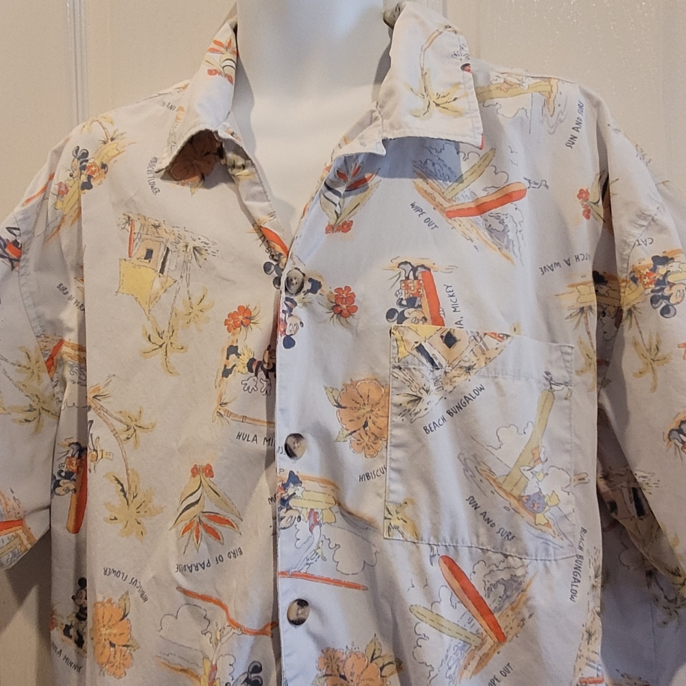 Mens Disney Shopping Shirt Aloha Tropical Hawaiian Size XL Cruise Surf Surfing